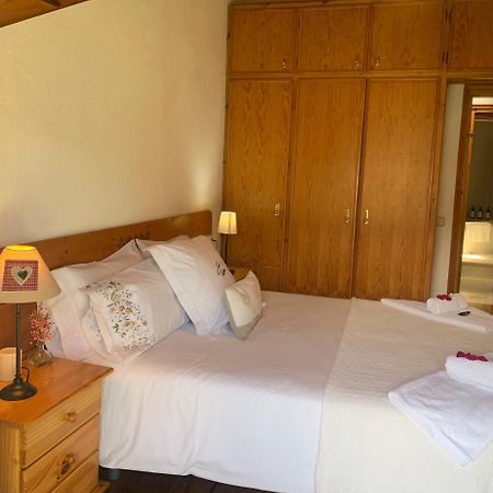 Atico Con Encanto En Bellver De Cerdanya Apartment Luaran gambar