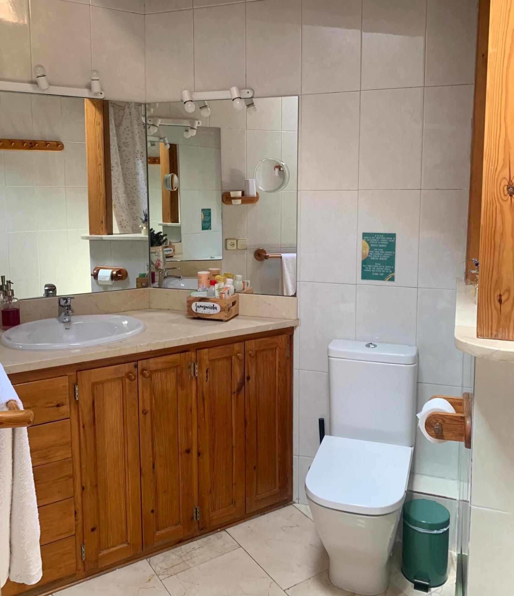 Atico Con Encanto En Bellver De Cerdanya Apartment Luaran gambar