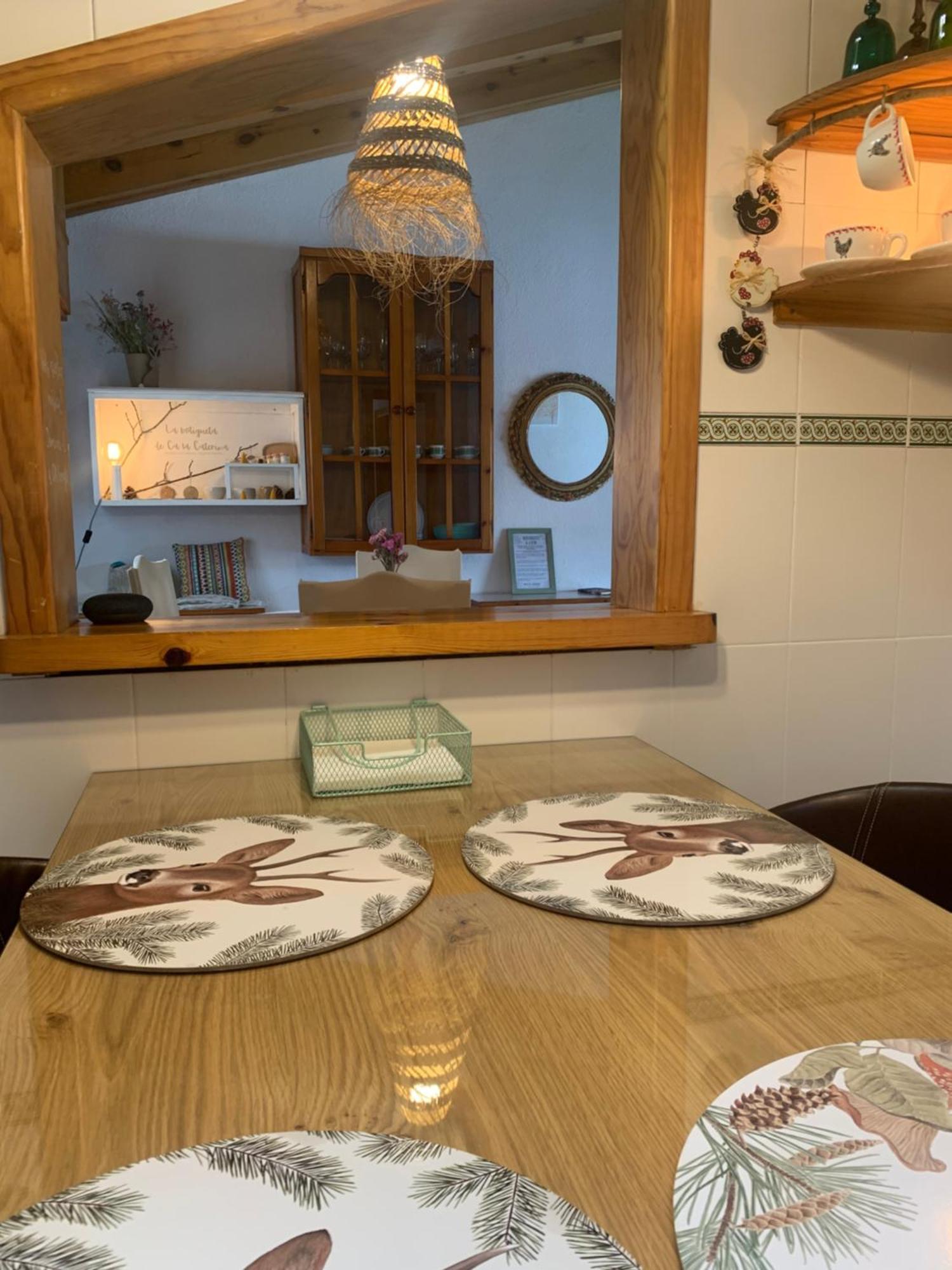 Atico Con Encanto En Bellver De Cerdanya Apartment Luaran gambar